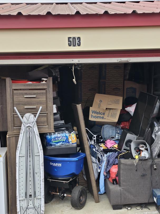 Storage Unit Auction in Belleville, IL at Gateway Storage Mall